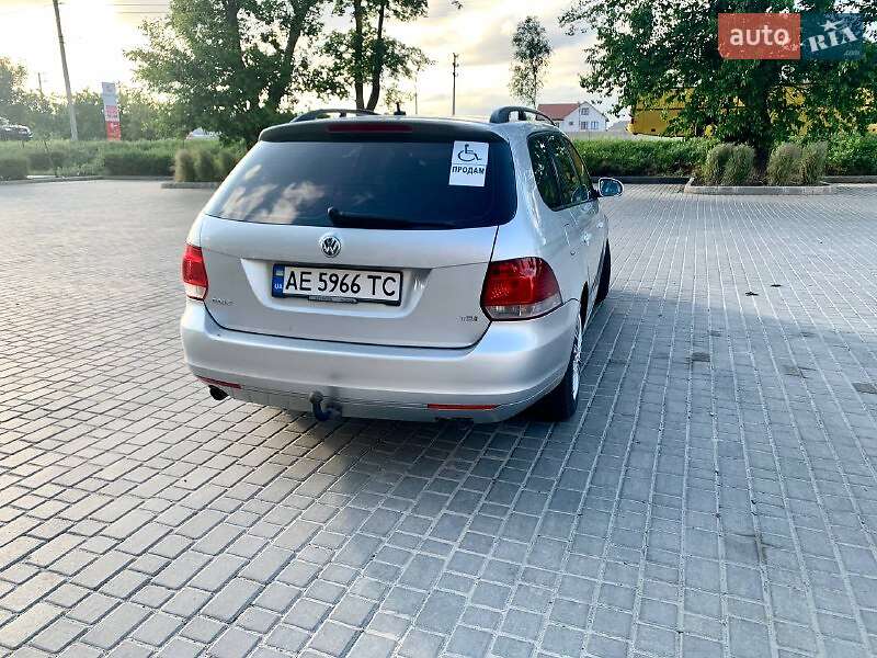 Универсал Volkswagen Golf 2010 в Одессе