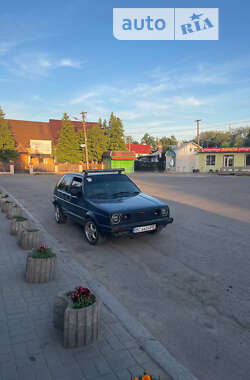 Хэтчбек Volkswagen Golf 1985 в 