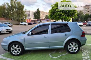 Хэтчбек Volkswagen Golf 2002 в Черкассах