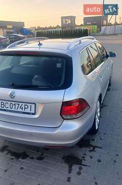 Универсал Volkswagen Golf 2011 в 