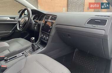 Універсал Volkswagen Golf 2018 в 