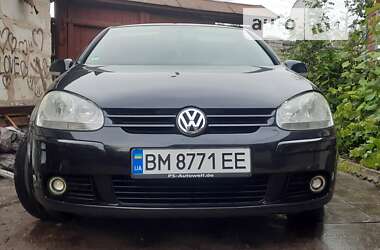 Хэтчбек Volkswagen Golf 2006 в Шостке