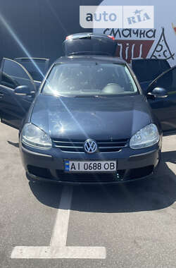 Хетчбек Volkswagen Golf 2005 в Згурівці