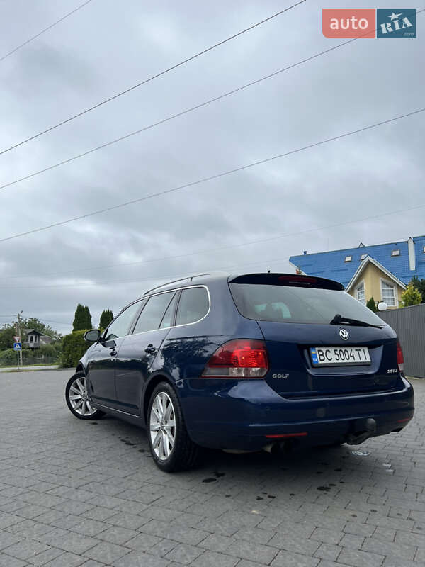 Універсал Volkswagen Golf 2011 в Долині