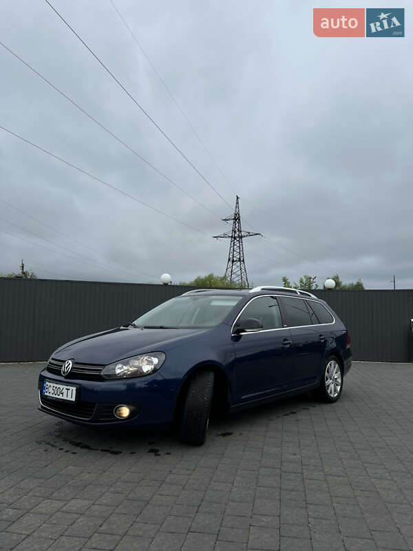 Універсал Volkswagen Golf 2011 в Долині