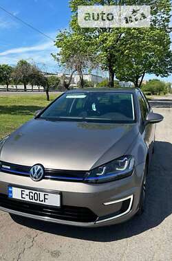 Volkswagen Golf 2016