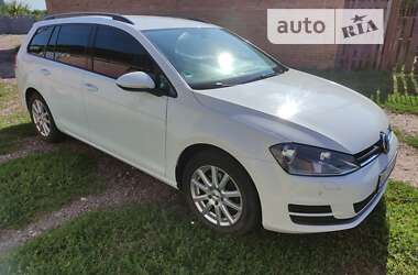 Универсал Volkswagen Golf 2015 в 