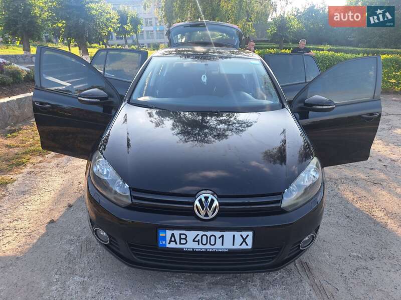 Хетчбек Volkswagen Golf 2009 в Тульчині