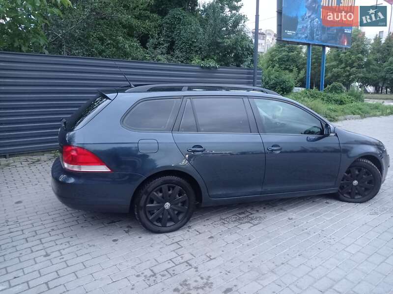 Универсал Volkswagen Golf 2008 в Ивано-Франковске