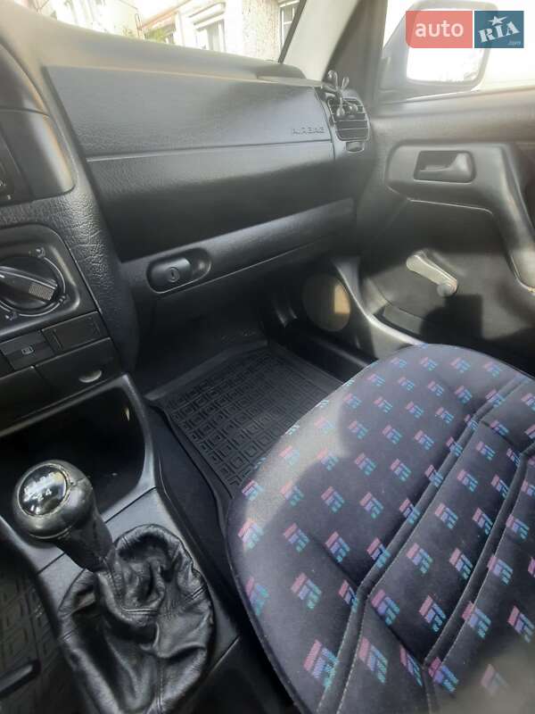 Універсал Volkswagen Golf 1996 в Івано-Франківську