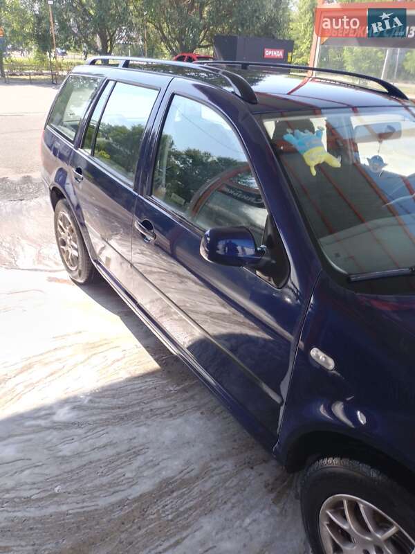 Универсал Volkswagen Golf 2001 в Каменском