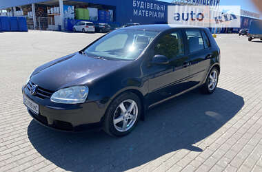 Хэтчбек Volkswagen Golf 2005 в Ковеле