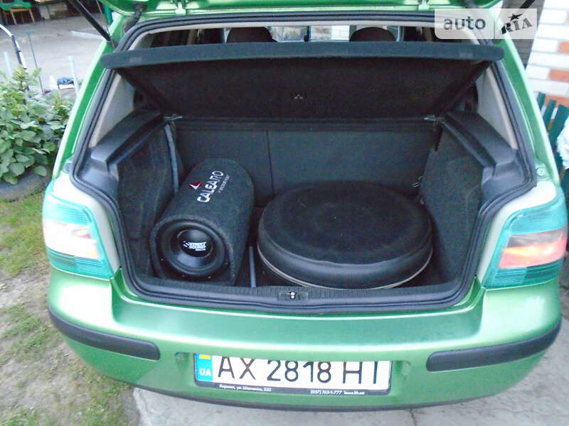 Хэтчбек Volkswagen Golf 1998 в Котельве