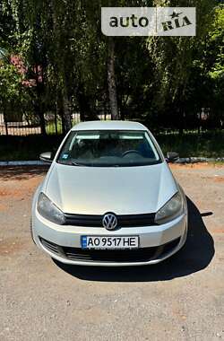 Хетчбек Volkswagen Golf 2010 в Чопі