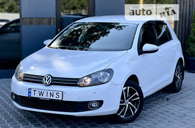 Хэтчбек Volkswagen Golf 2012 в Одессе