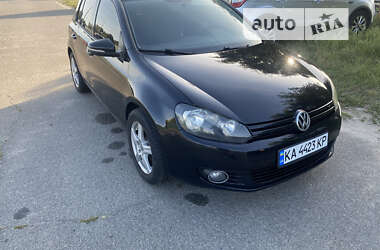 Хетчбек Volkswagen Golf 2010 в Києві