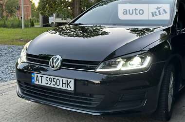 Хетчбек Volkswagen Golf 2015 в Львові