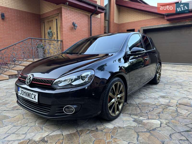 Хэтчбек Volkswagen Golf 2011 в Черкассах