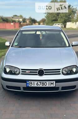 Хэтчбек Volkswagen Golf 2003 в Глобине