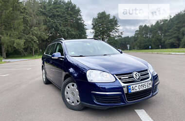 Універсал Volkswagen Golf 2009 в Луцьку