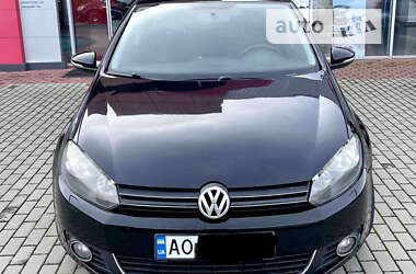 Хетчбек Volkswagen Golf 2010 в Хусті