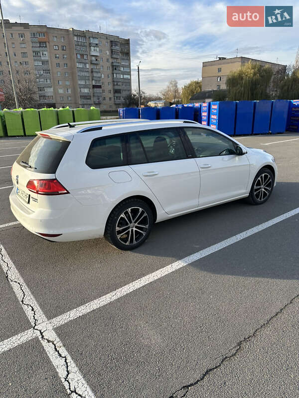 Універсал Volkswagen Golf 2016 в Кам'янець-Подільському