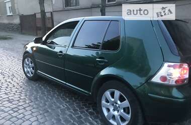 Хетчбек Volkswagen Golf 2003 в Мукачевому