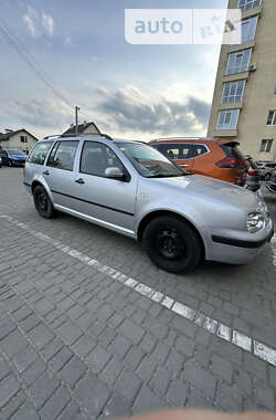 Универсал Volkswagen Golf 2004 в Львове