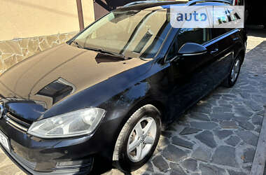 Універсал Volkswagen Golf 2013 в Києві