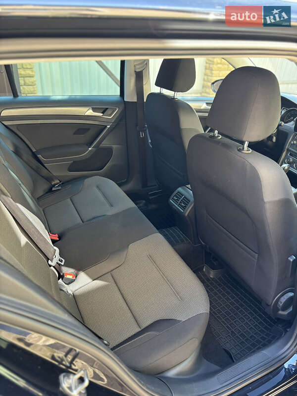 Универсал Volkswagen Golf 2013 в Киеве фото 9 Универсал Volkswagen Golf 2013 в Киеве