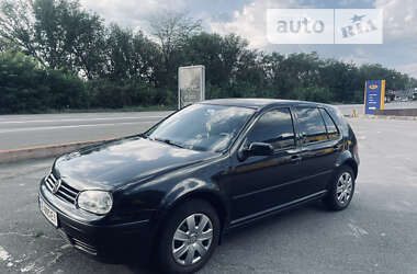 Хетчбек Volkswagen Golf 2000 в Чернівцях