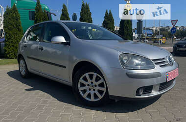 Хетчбек Volkswagen Golf 2005 в Києві