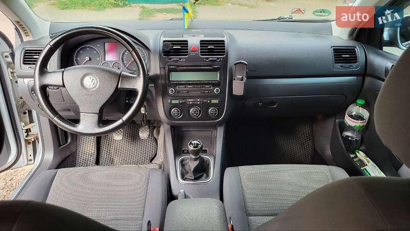 Універсал Volkswagen Golf 2009 в Миколаєві