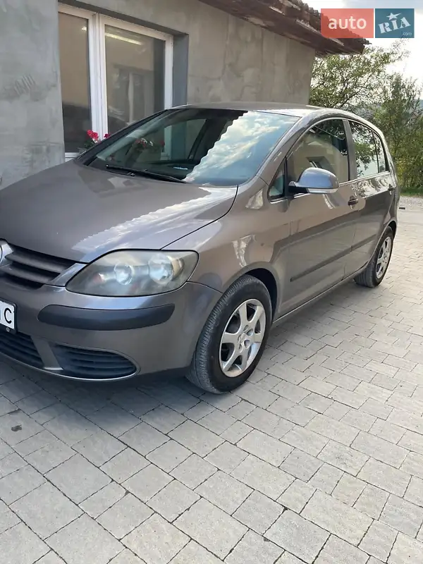 Volkswagen Golf 2004 VIN WVWZZZ1KZ4W099063 фото оголошення 15 з 46