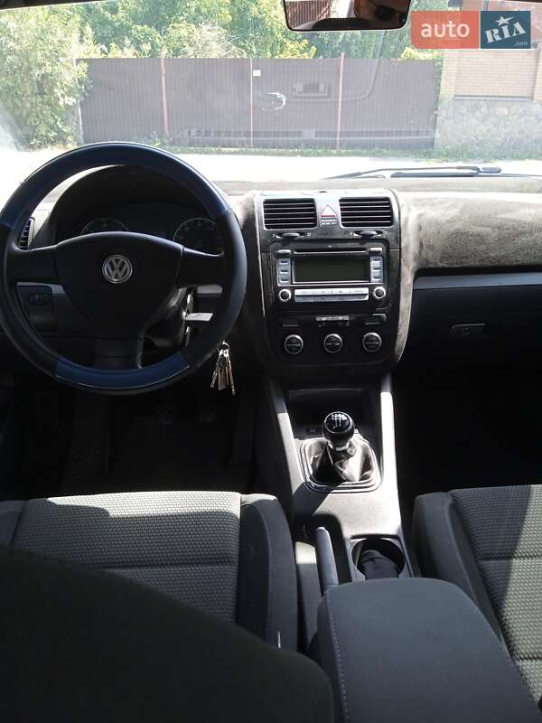 Хэтчбек Volkswagen Golf 2007 в Полтаве