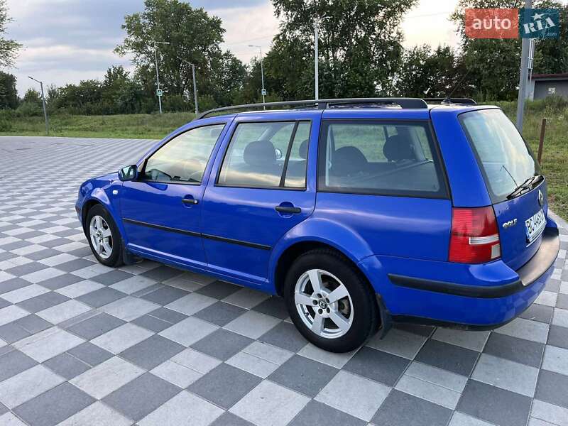 Універсал Volkswagen Golf 2003 в Самборі