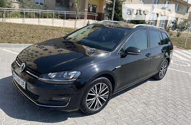 Универсал Volkswagen Golf 2016 в Хмельницком