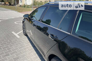 Универсал Volkswagen Golf 2016 в 