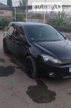 Хетчбек Volkswagen Golf 2009 в Саврані