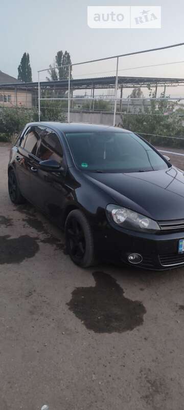 Хетчбек Volkswagen Golf 2009 в Саврані