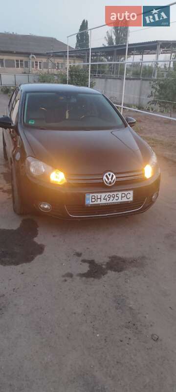 Хетчбек Volkswagen Golf 2009 в Саврані