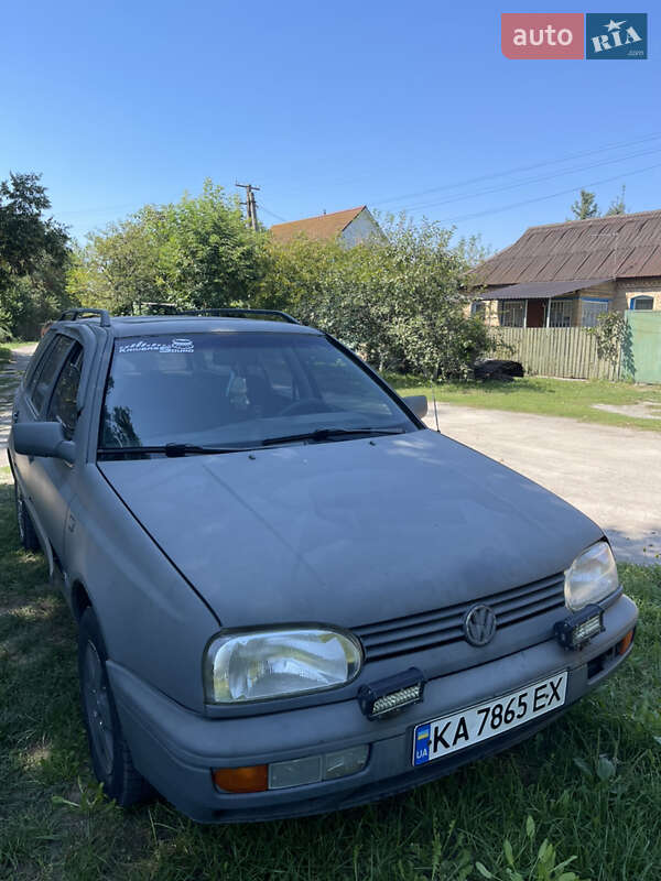 Универсал Volkswagen Golf 1994 в Вышгороде