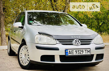 Хетчбек Volkswagen Golf 2004 в Кривому Розі