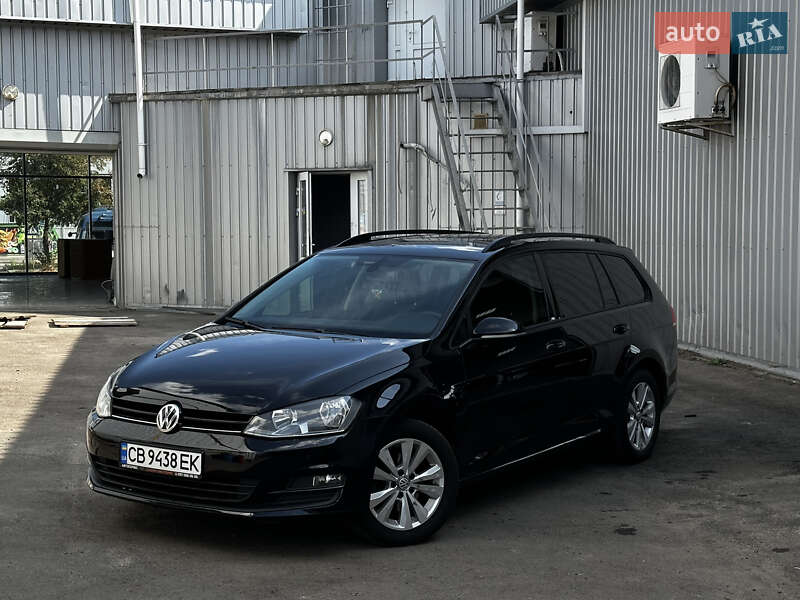 Универсал Volkswagen Golf 2015 в Чернигове