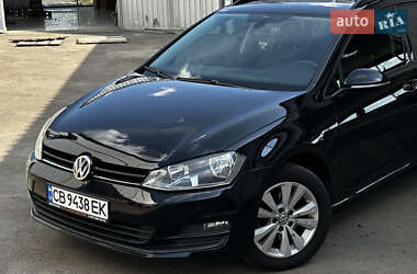 Универсал Volkswagen Golf 2015 в Чернигове