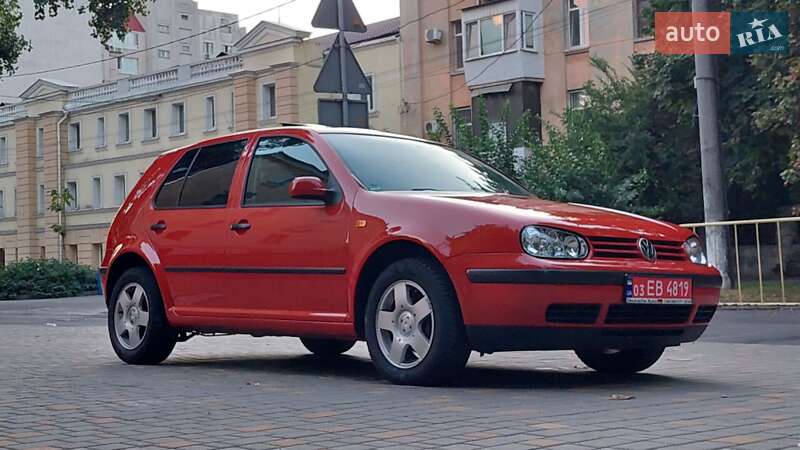 Хетчбек Volkswagen Golf 1999 в Одесі