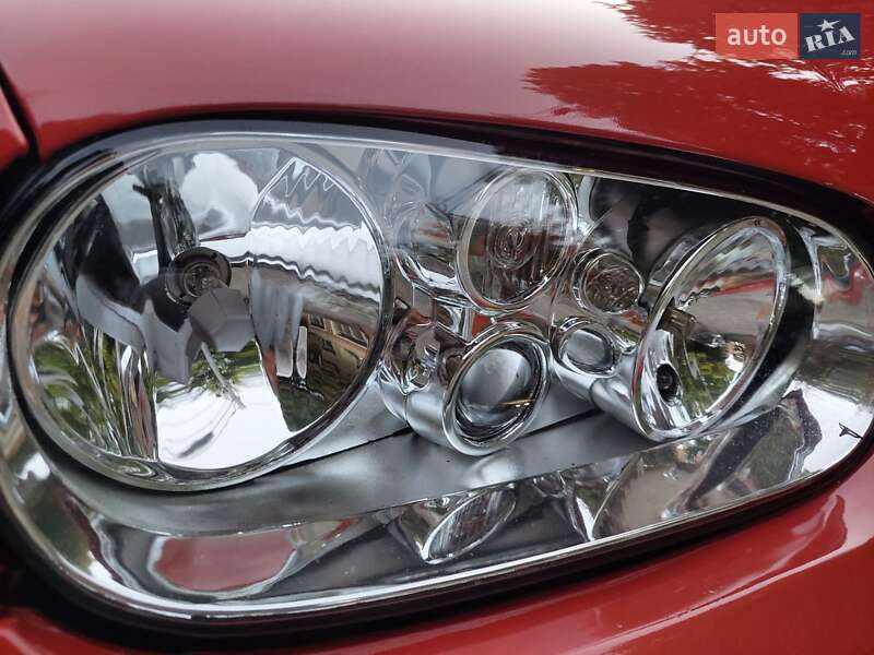 Хетчбек Volkswagen Golf 1999 в Одесі