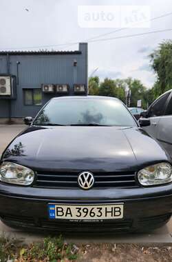 Хетчбек Volkswagen Golf 1998 в Кропивницькому