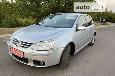 Хэтчбек Volkswagen Golf 2005 в Конотопе