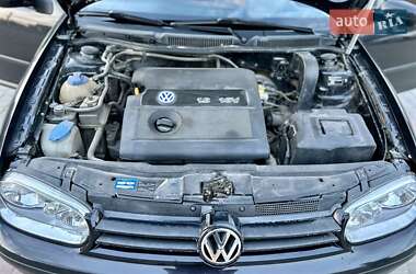Хэтчбек Volkswagen Golf 2001 в Локачах